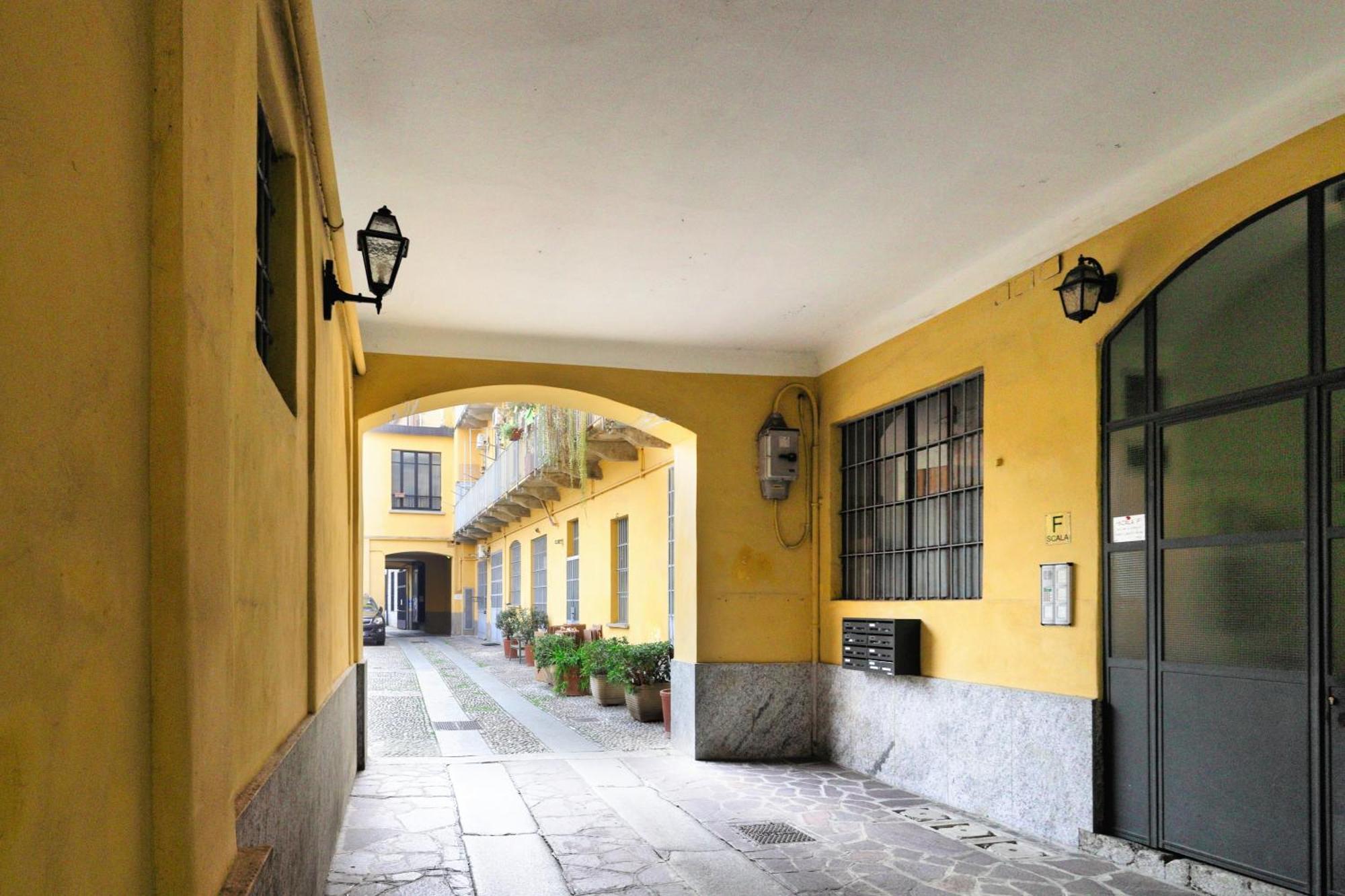 Urban Glow Studio Via Col Di Lana Milan Exterior photo